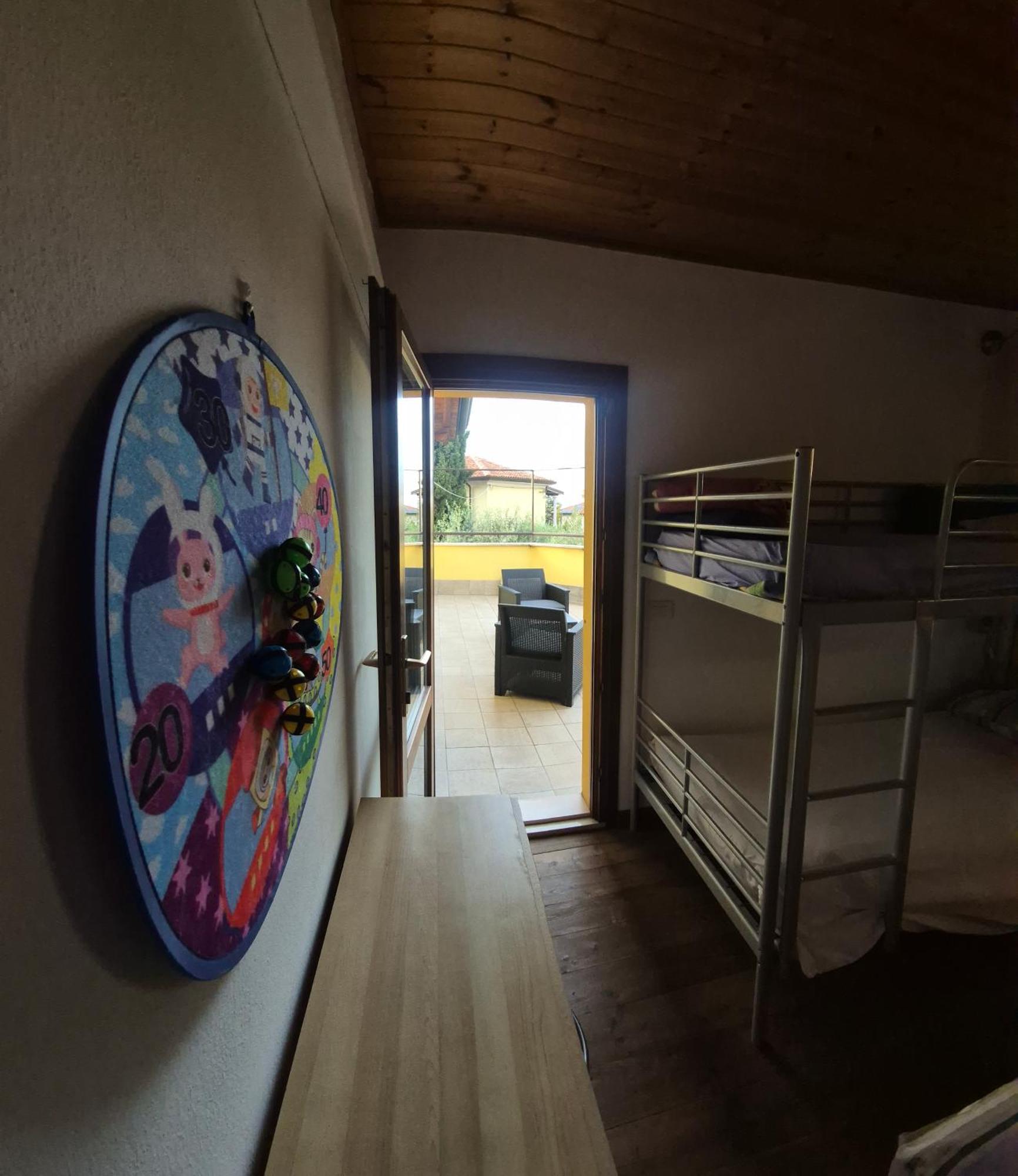 Casa Vacanza & Suite Joy Пескьера-дель-Гарда Экстерьер фото
